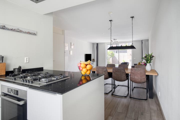 Foto 11 van Jan van Amstelstraat 53