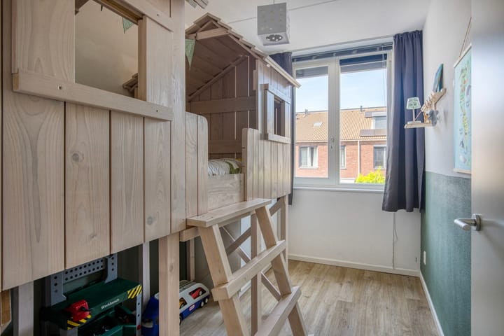 Foto 16 van Jan van Amstelstraat 53