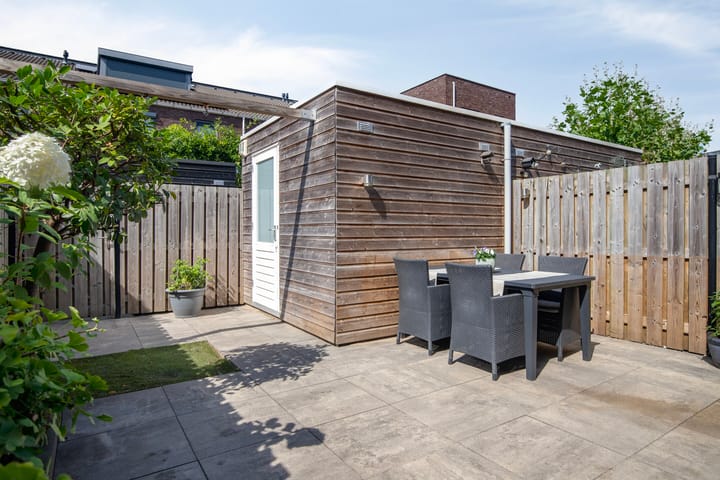 Foto 31 van Jan van Amstelstraat 53