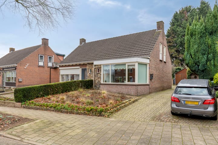 Foto 3 van Montestraat 17