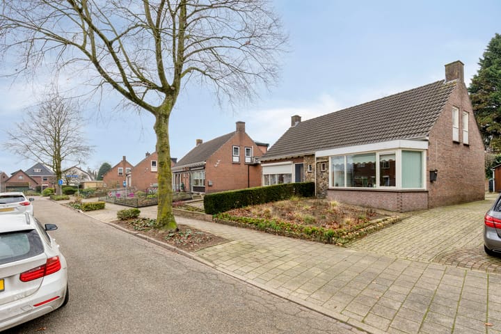 Foto 4 van Montestraat 17