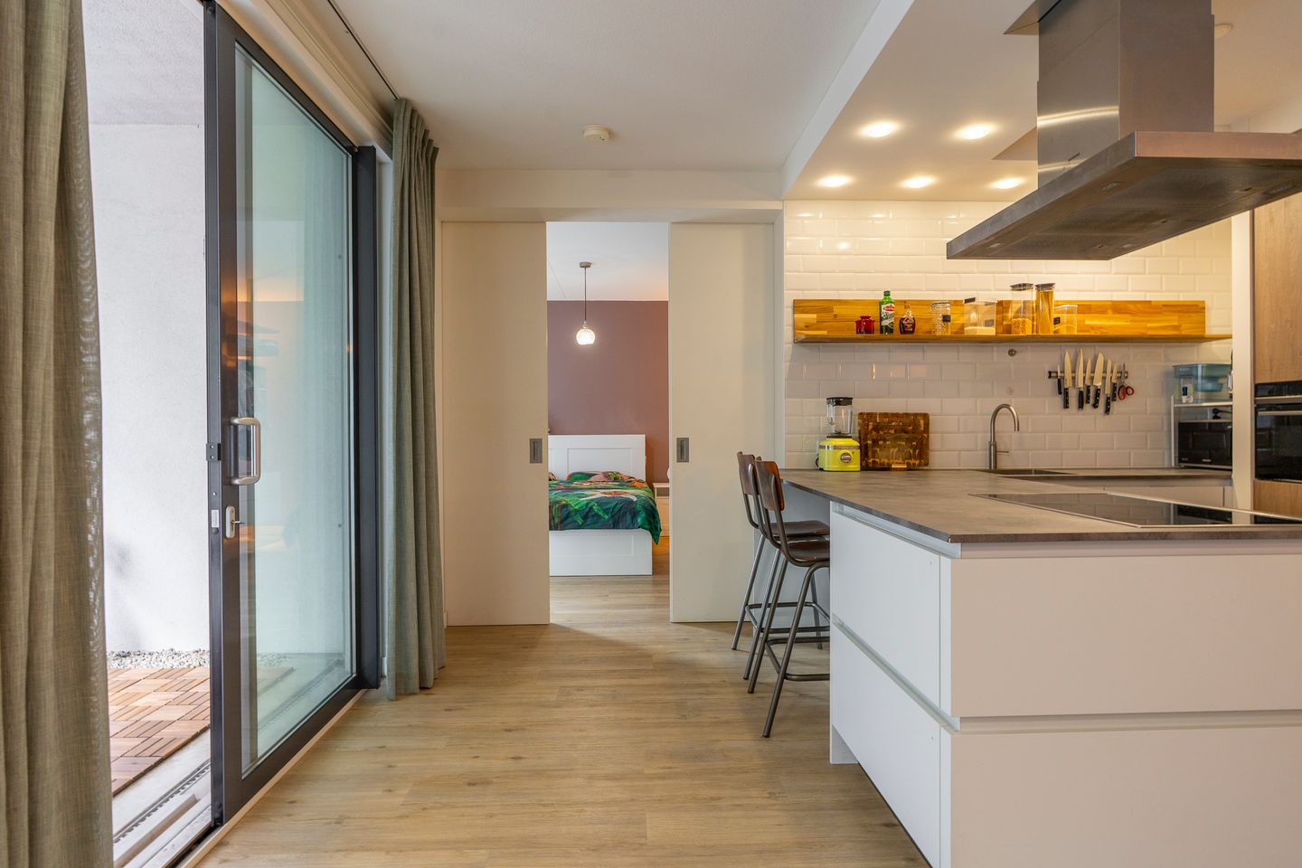 Foto 19 van San Marinostraat 71