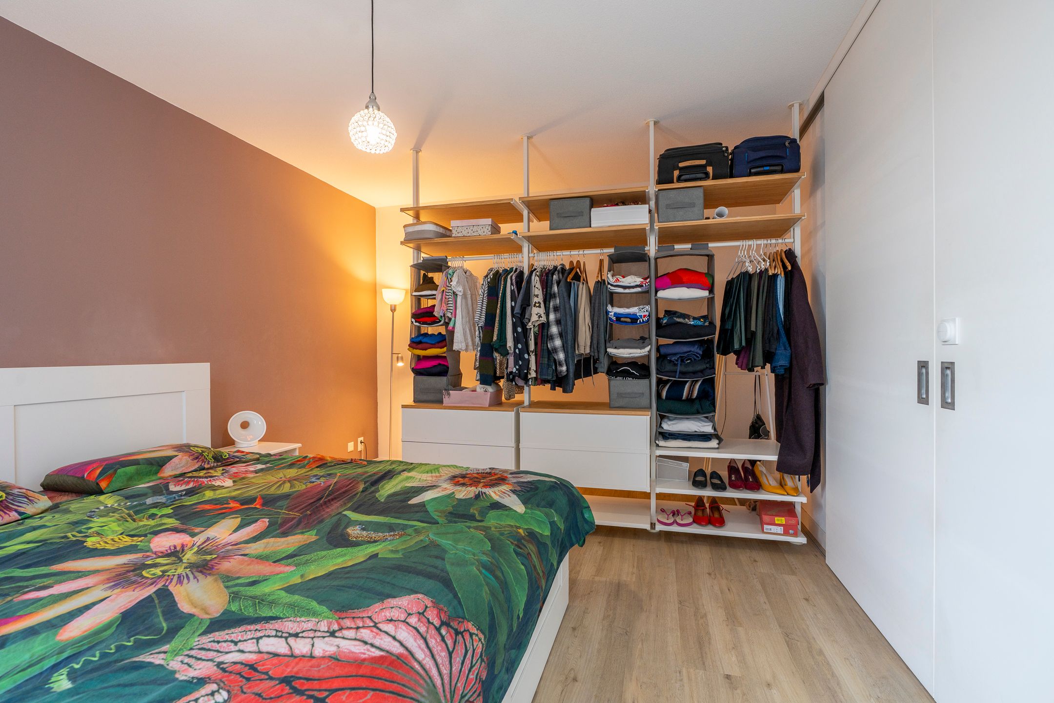 Foto 30 van San Marinostraat 71