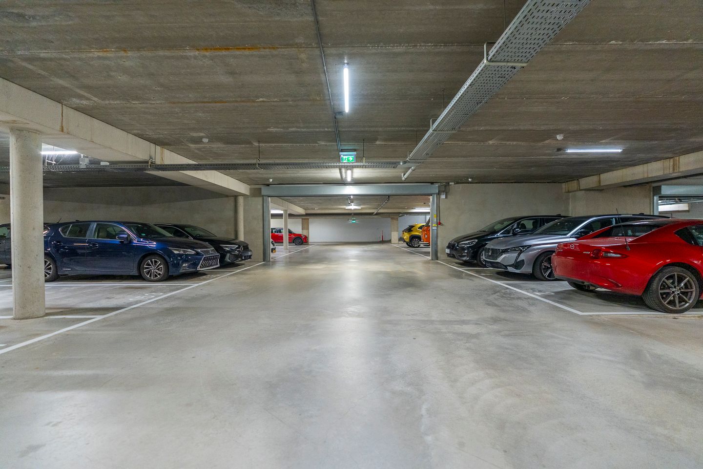 Foto 40 van San Marinostraat 71