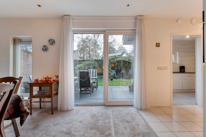 Foto 8 van Merelstraat 3