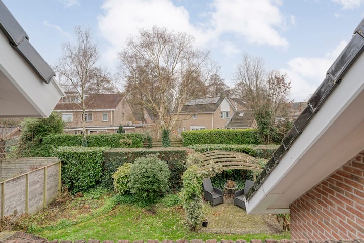 Foto 36 van Merelstraat 3