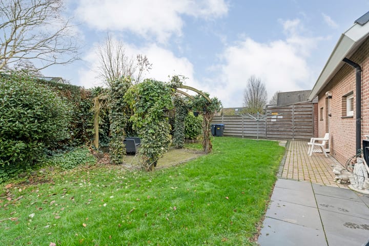 Foto 51 van Merelstraat 3