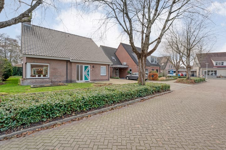 Foto 60 van Merelstraat 3