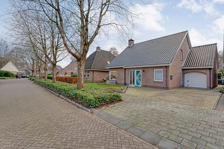 Foto 59 van Merelstraat 3