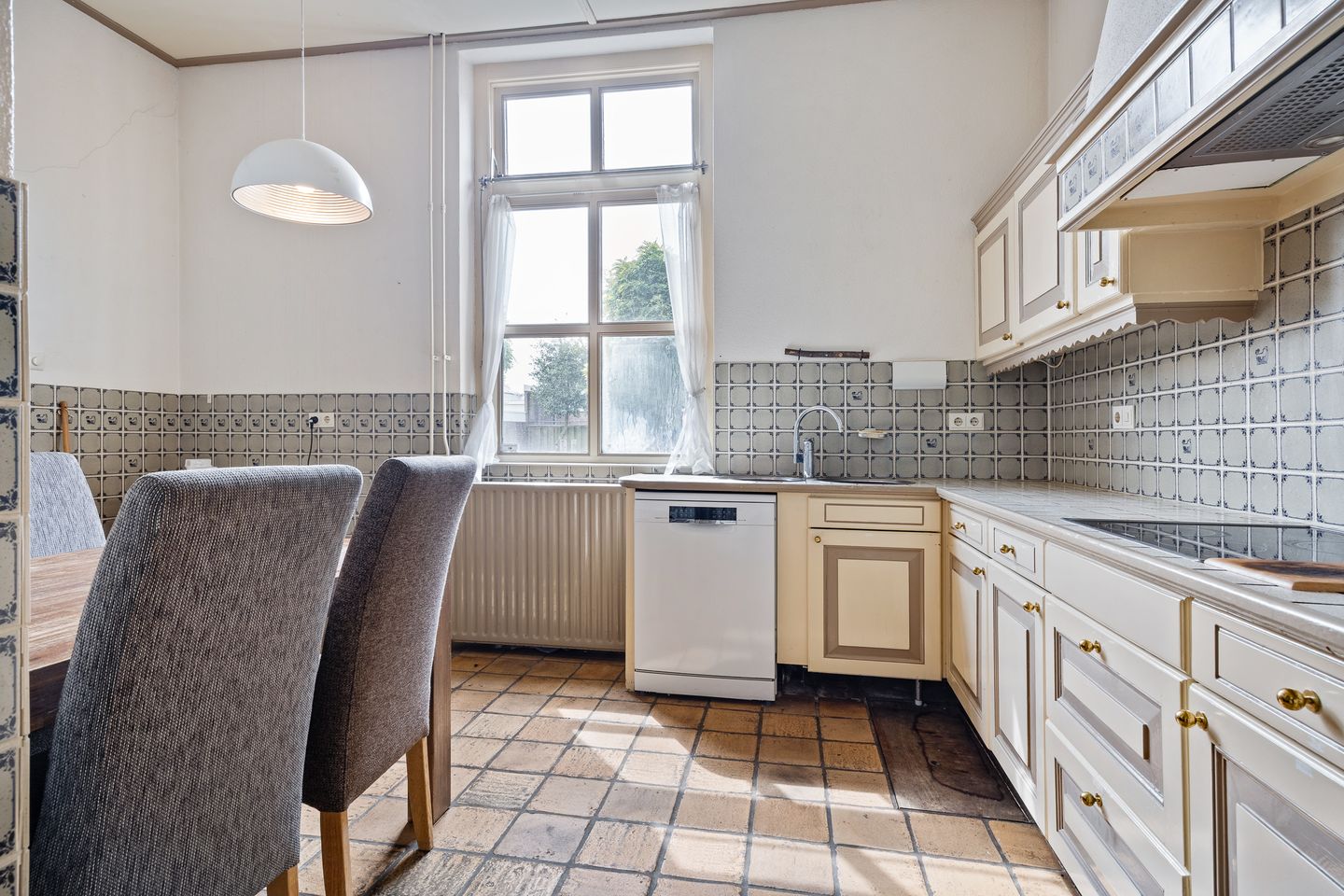 Foto 14 van Sint Bavostraat 24