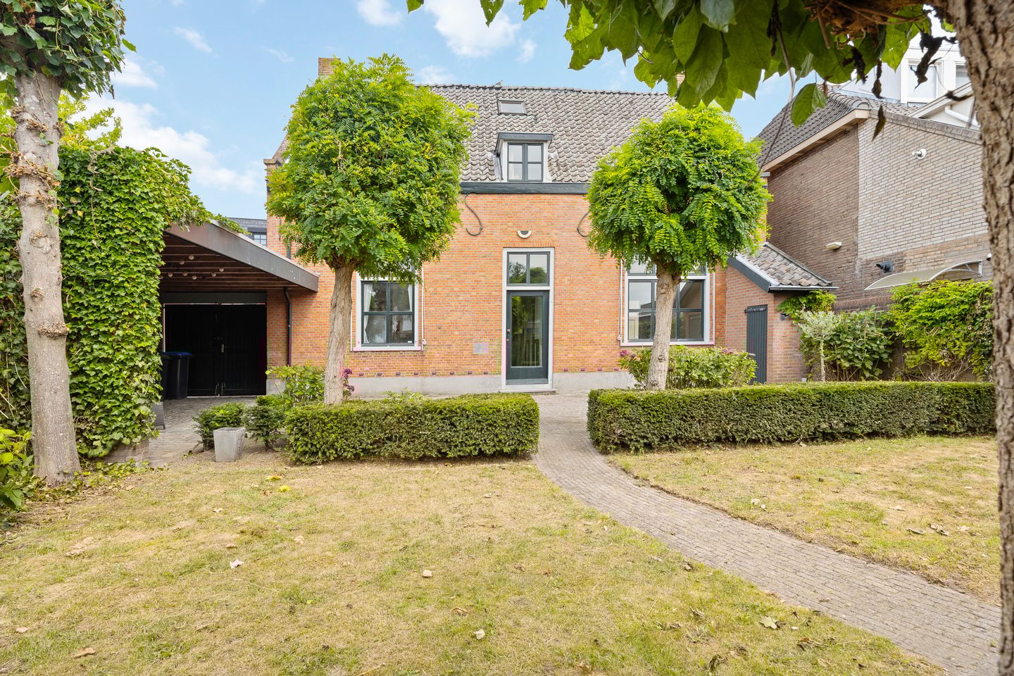 Foto 35 van Sint Bavostraat 24