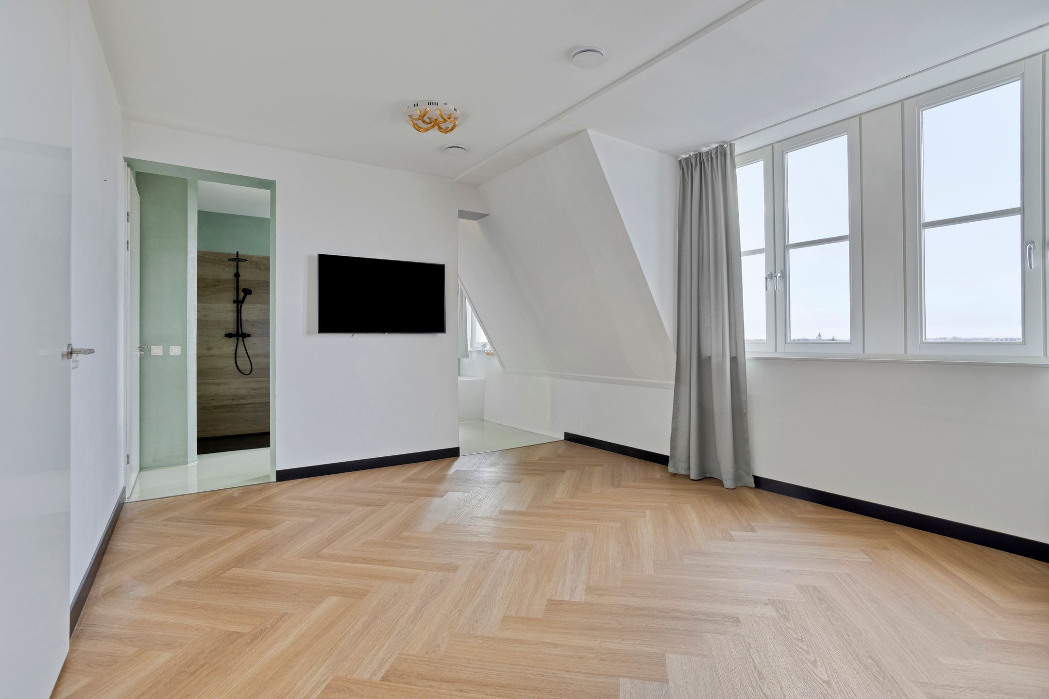 Foto 24 van Zuiderzeeboulevard 61