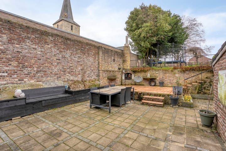 Foto 29 van Klompenstraat 10-A