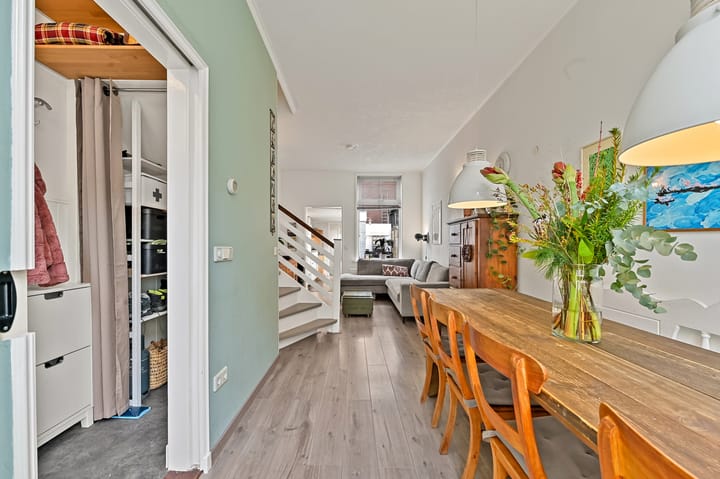 Foto 3 van Van Bleyswijckstraat 56