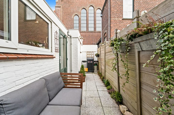 Foto 10 van Van Bleyswijckstraat 56