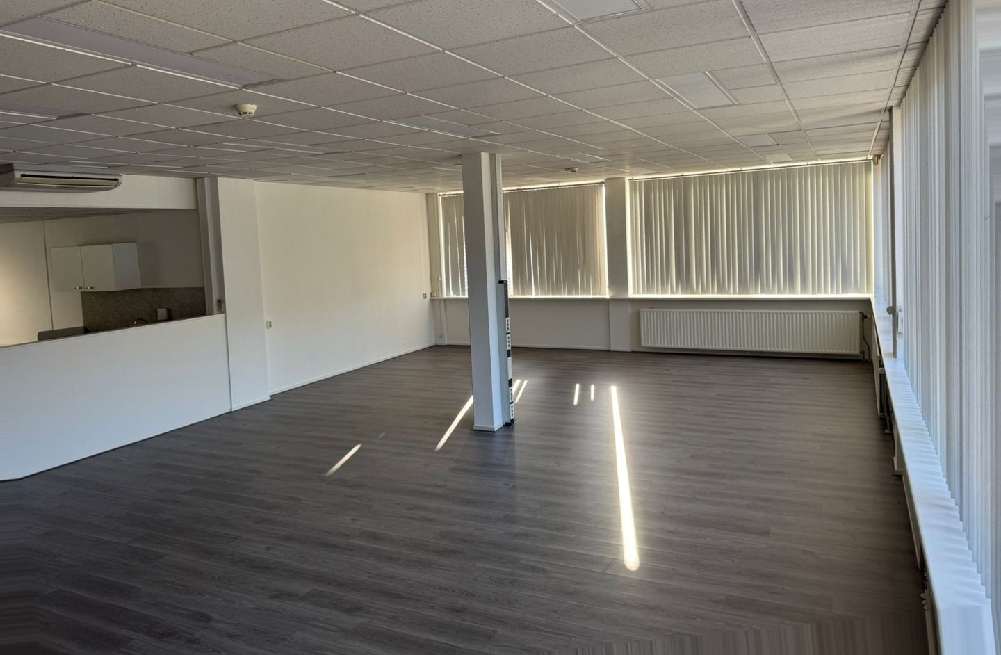 View photo 4 of Nieuwe Havenweg 53