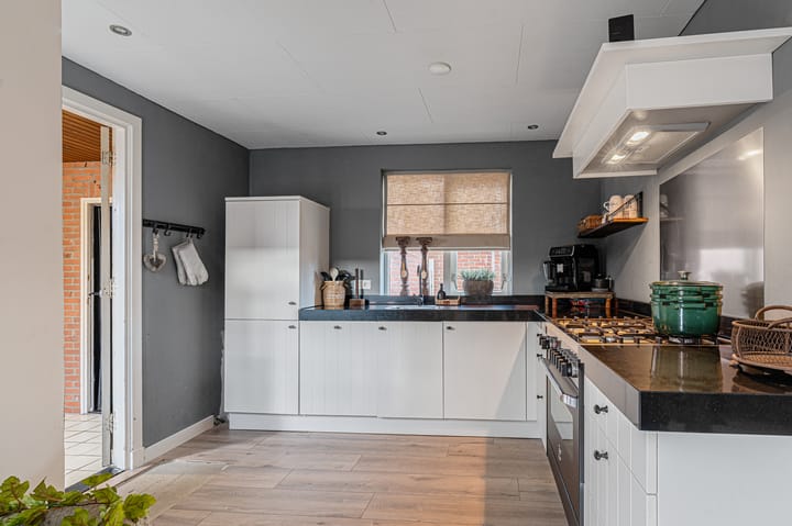 Photo 19 of Thorbeckelaan 91