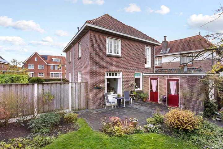 Photo 18 of Denekamperstraat 11