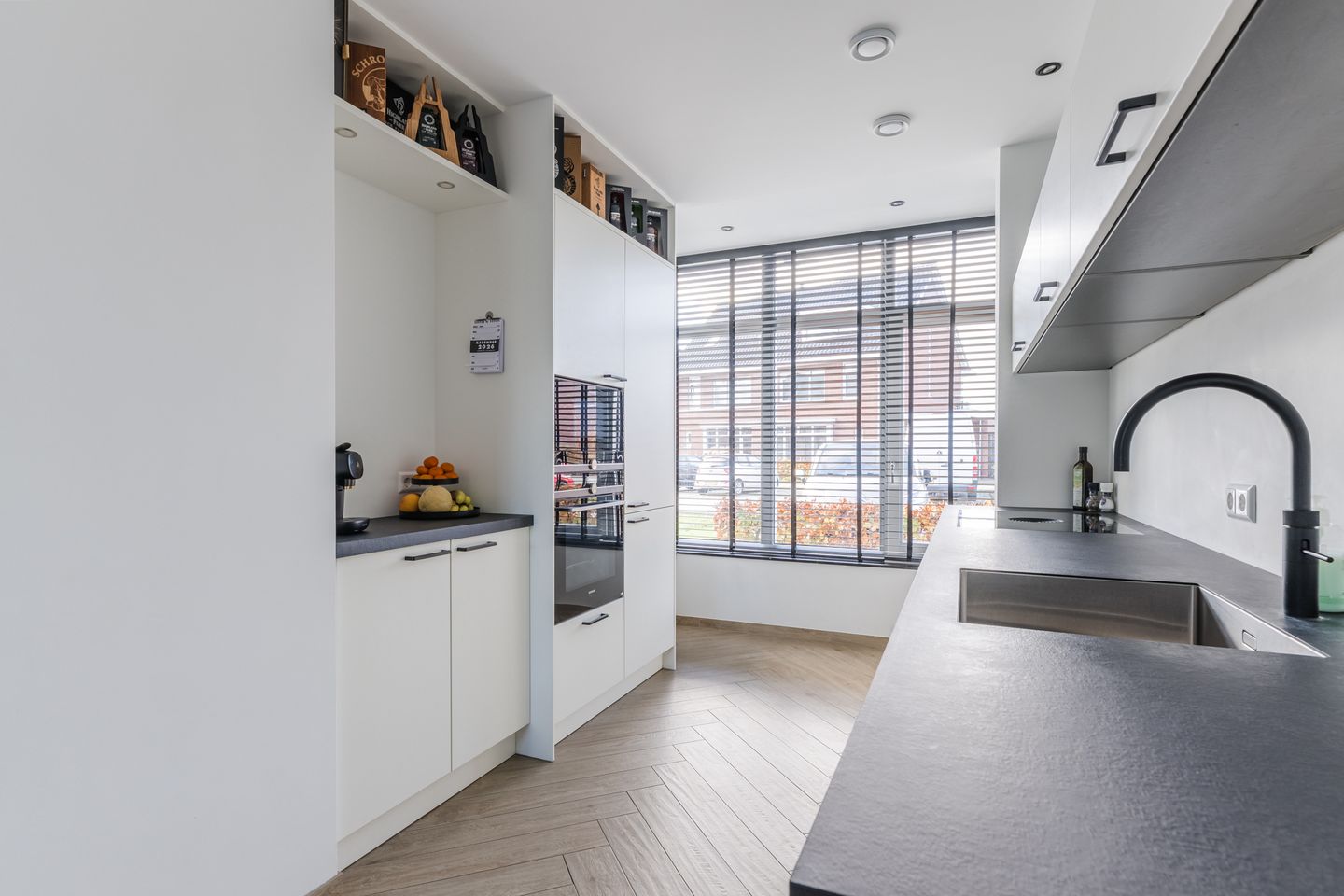 Foto 10 van Bernard Leenestraat 80