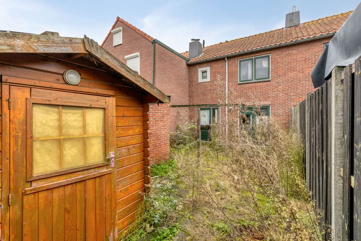 Foto 25 van Burg Moorsstraat 34