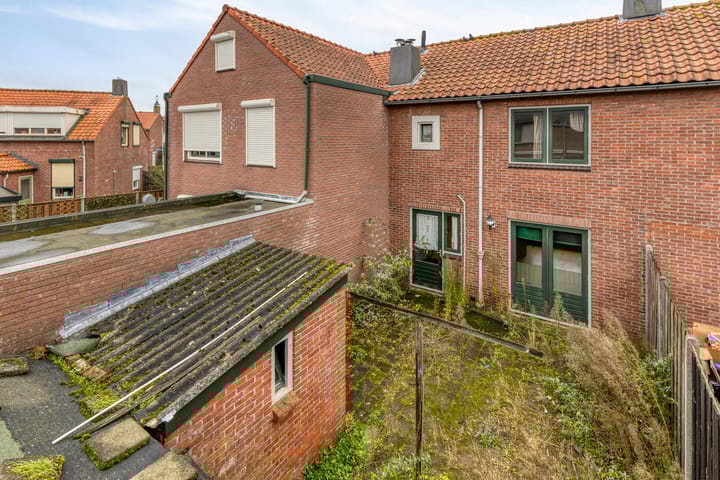 Foto 27 van Burg Moorsstraat 34