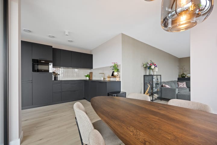 Foto 24 van Waalbandijk 501