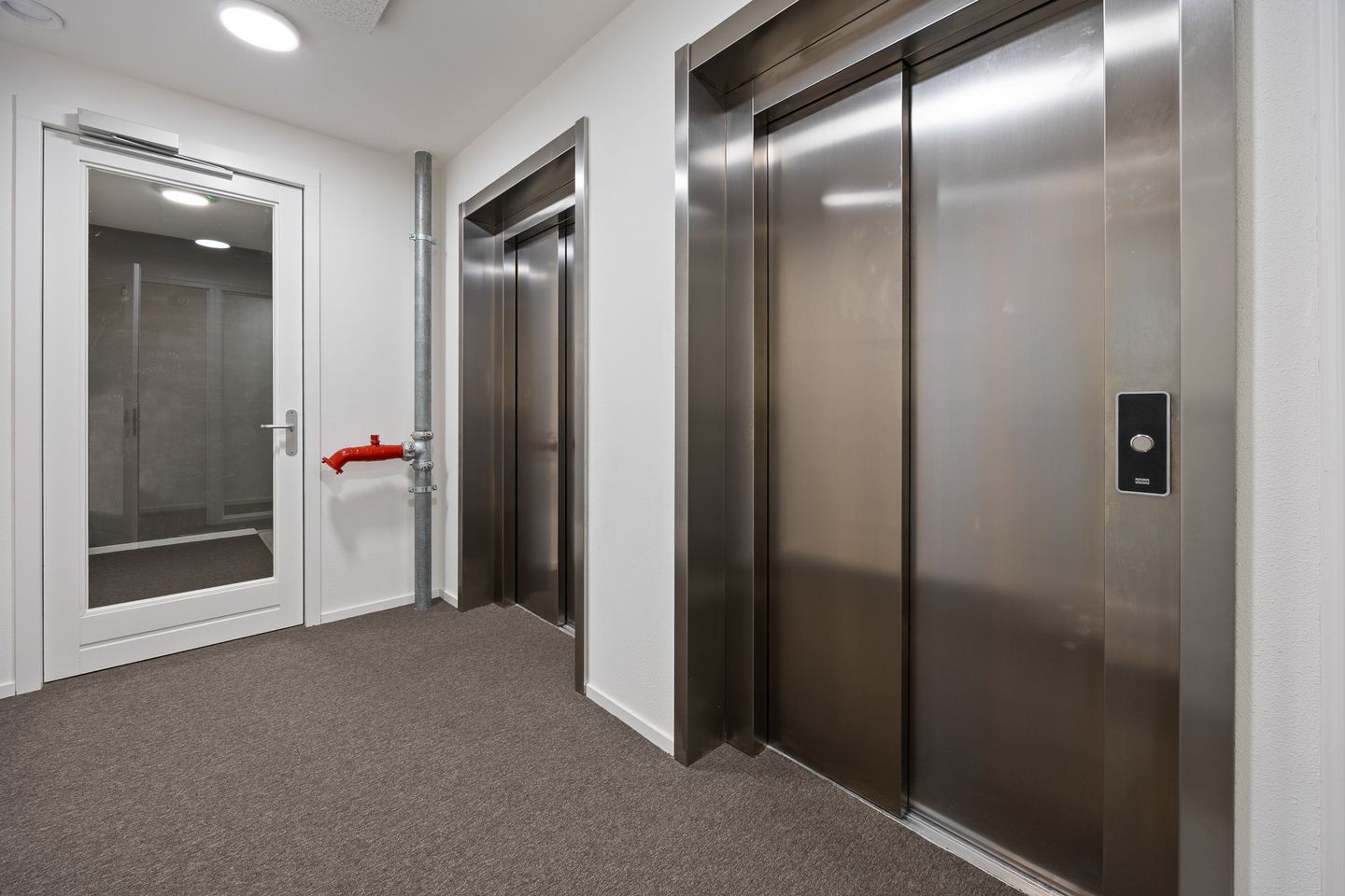 Foto 44 van Waalbandijk 501