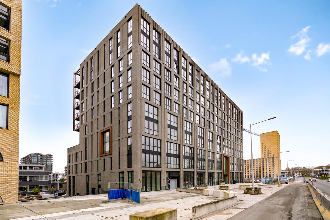 Galerijflat aan Rijnlandlaan 337, Amsterdam