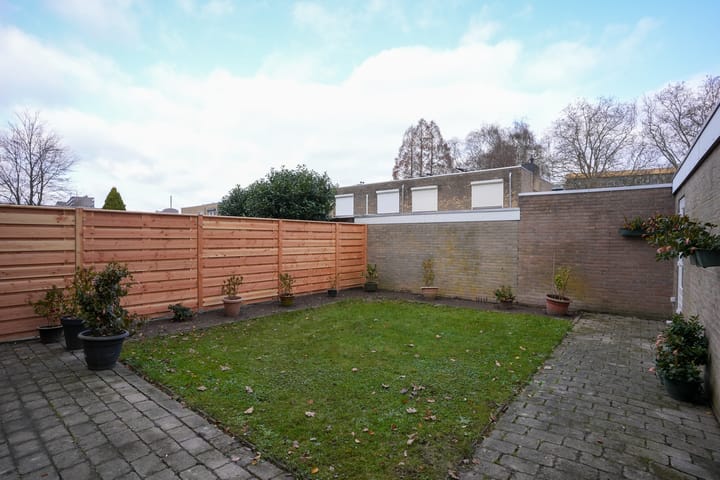 Foto 18 van Stikkerstraat 15