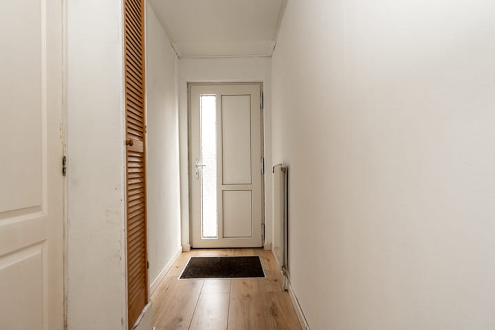 Photo 19 of Zuiderdiep 352