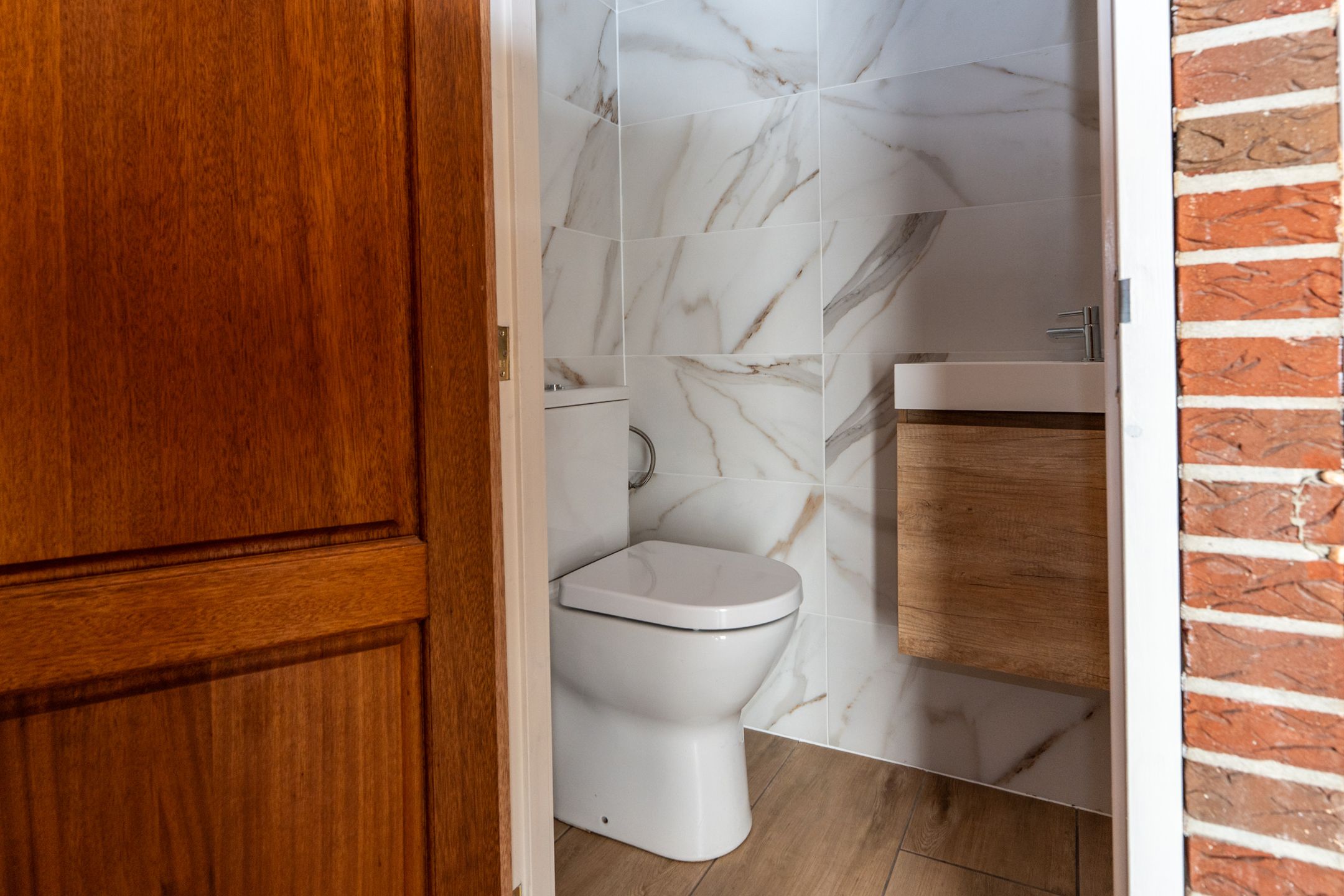 Photo 15 of Zuiderdiep 352