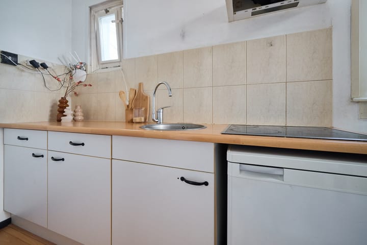 Photo 10 of Heuvellaan 12-B