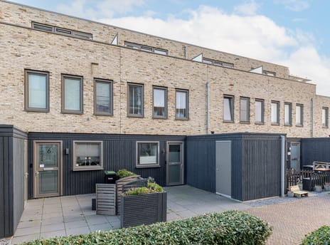 undefined main image