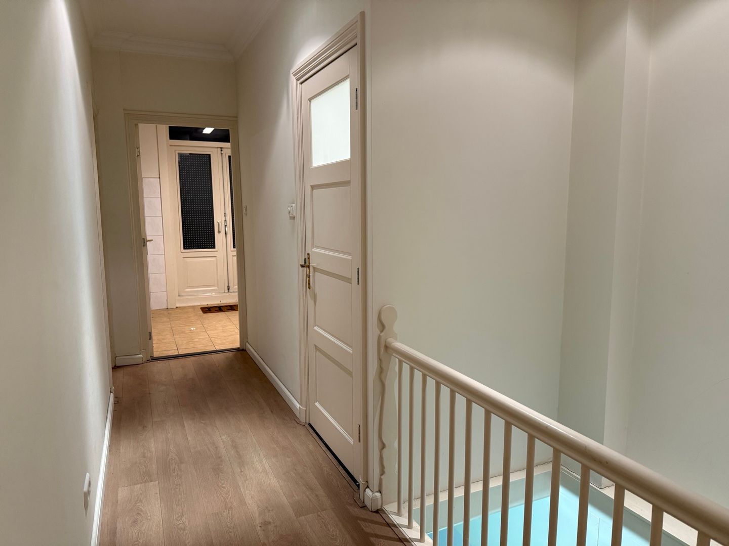 View photo 5 of Apeldoornselaan 21