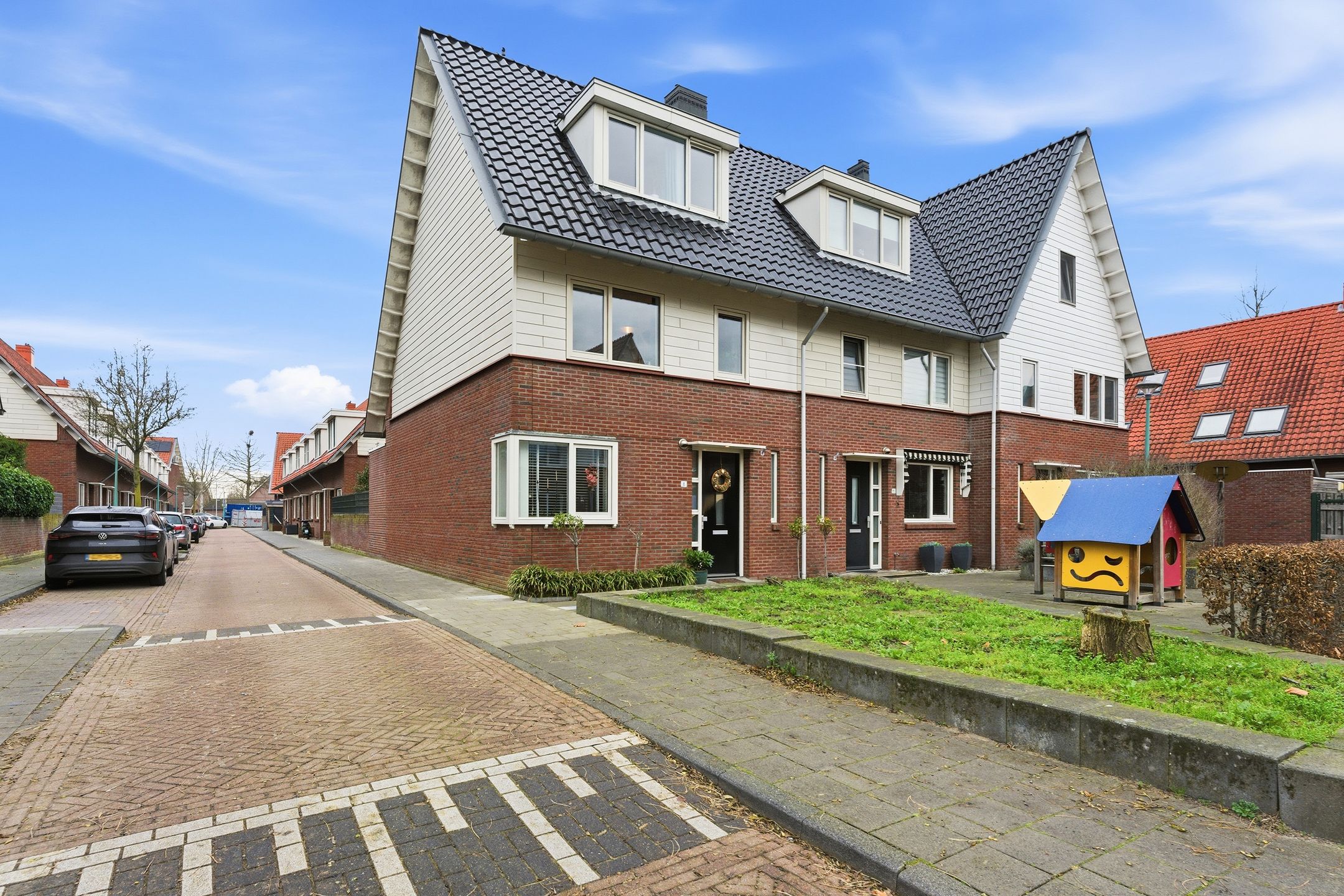 Buying a house in The Netherlands., Kloosstraat 8