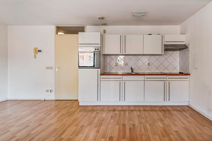 Foto 4 van Van Karnebeekstraat 1-A