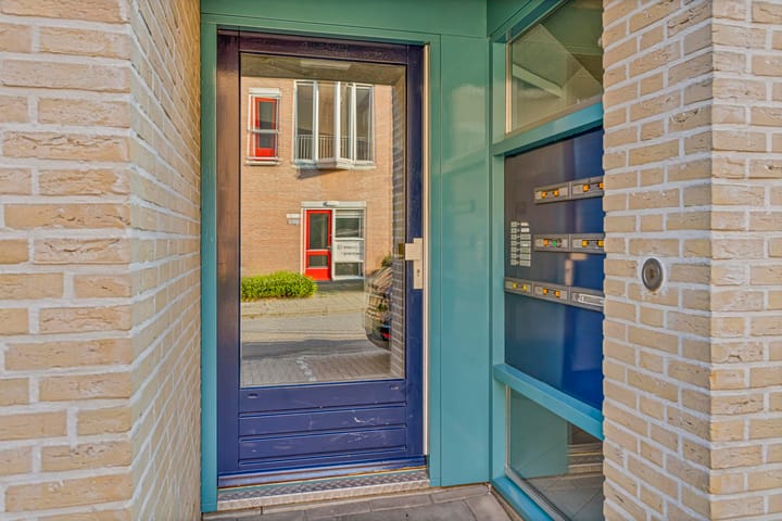 Foto 8 van Van Karnebeekstraat 1-A