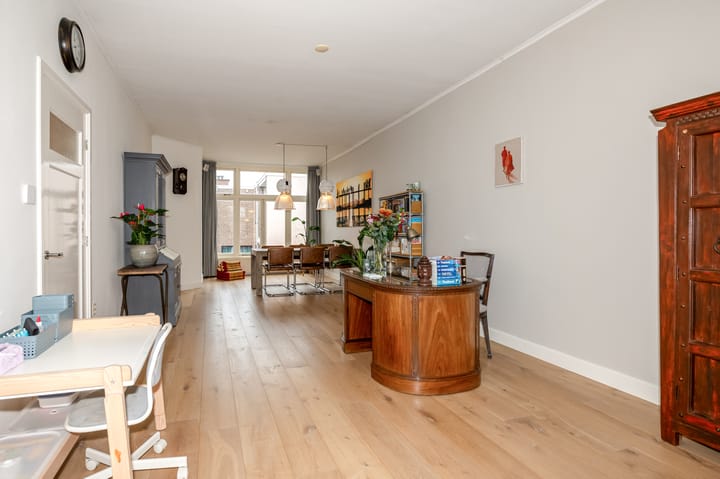 Photo 3 of Valkenboskade 672