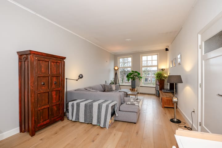 Photo 2 of Valkenboskade 672