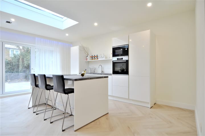 Photo 3 of Wallestein 61