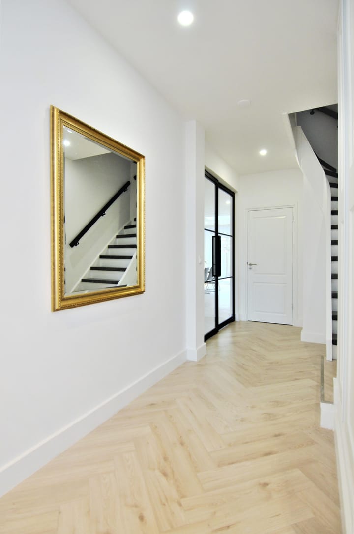 Photo 26 of Wallestein 61