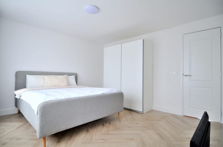 Photo 40 of Wallestein 61