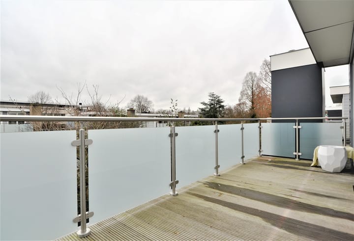 Photo 57 of Wallestein 61