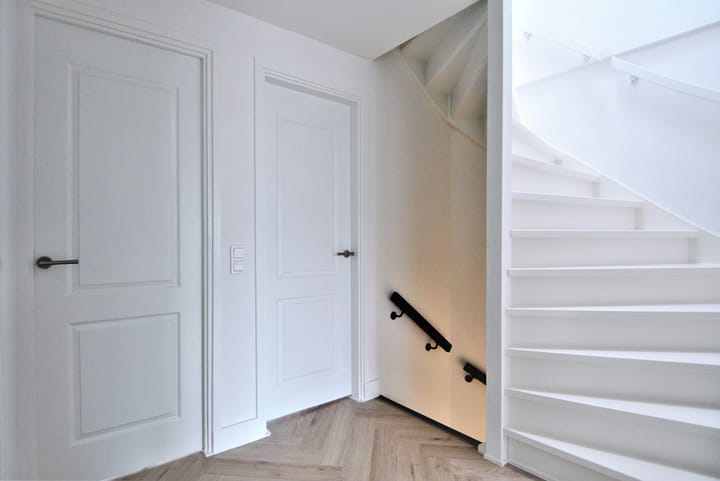 Photo 29 of Wallestein 61