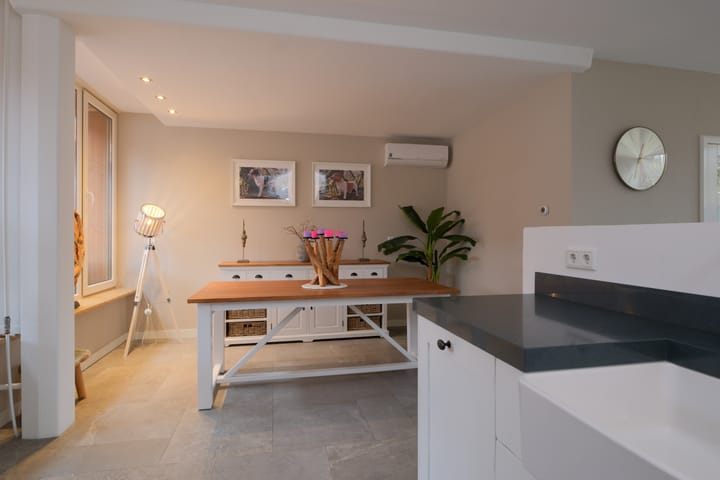 Foto 9 van Hoxwier 1