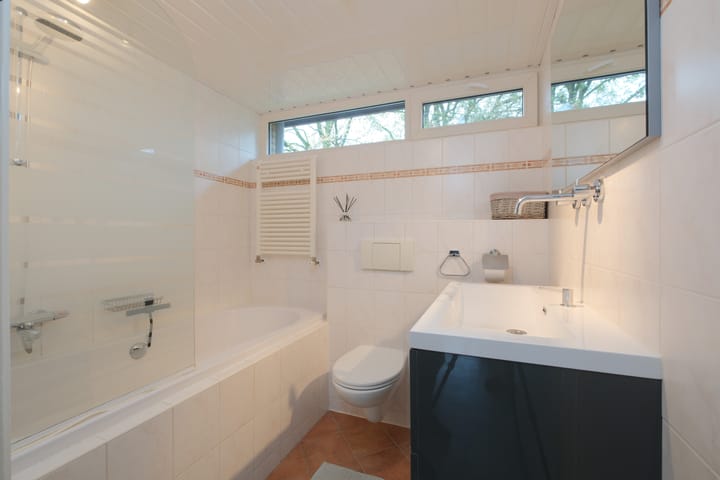 Foto 16 van Hoxwier 1