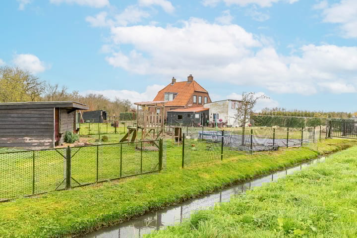 Photo 2 of Liniestraat 8