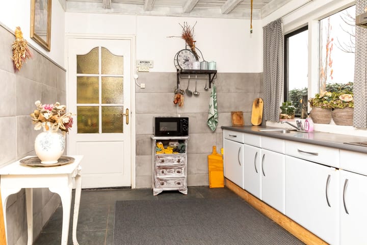 Photo 13 of Liniestraat 8