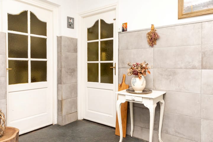 Photo 52 of Liniestraat 8