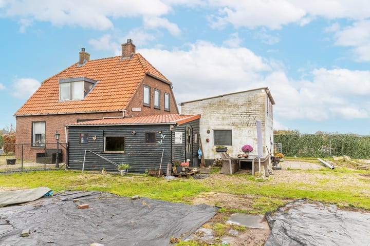 Photo 66 of Liniestraat 8